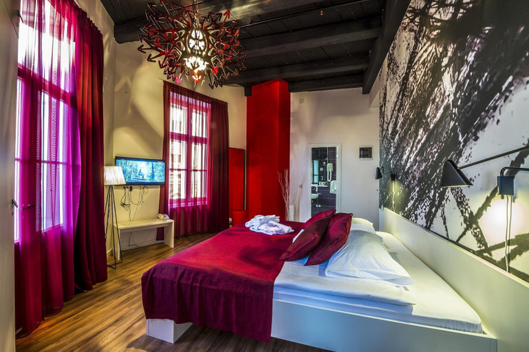 Bedroom 2, Art Hotel Like, Zagreb