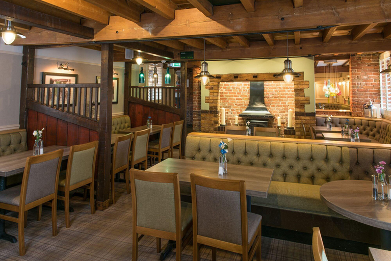 Food & Drinks 4, The Barns Hotel, Staffordshire