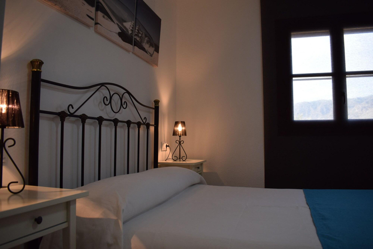 Bedroom 2, Hostales Juan de Austria I & II, Almería