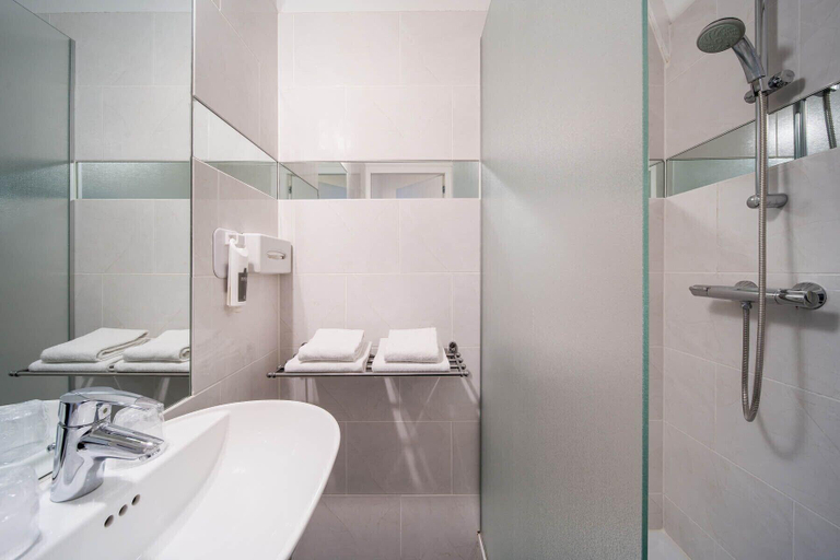 Bathroom 4, H2Otel Rotterdam, Rotterdam