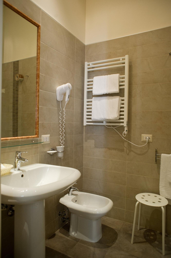 Bathroom 4, B B Suite Paciotti, Barletta-Andria-Trani