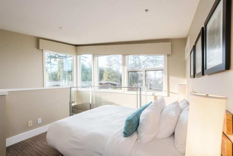 Bedroom 4, Cox Bay Beach Resort, Alberni-Clayoquot