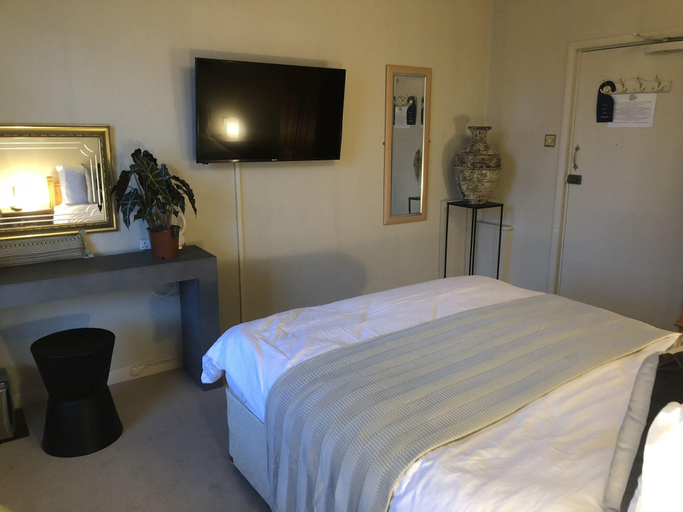 Bedroom 3, The Bendene, Devon