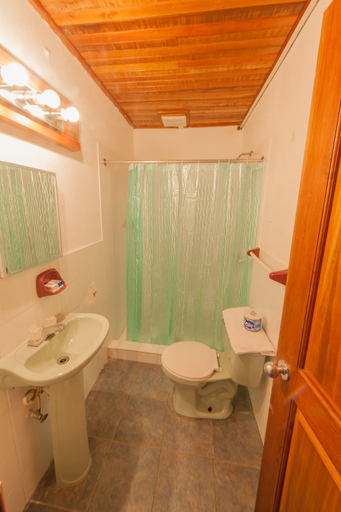 Bathroom 4, Hotel Posada Los Delfines, Bocas del Toro
