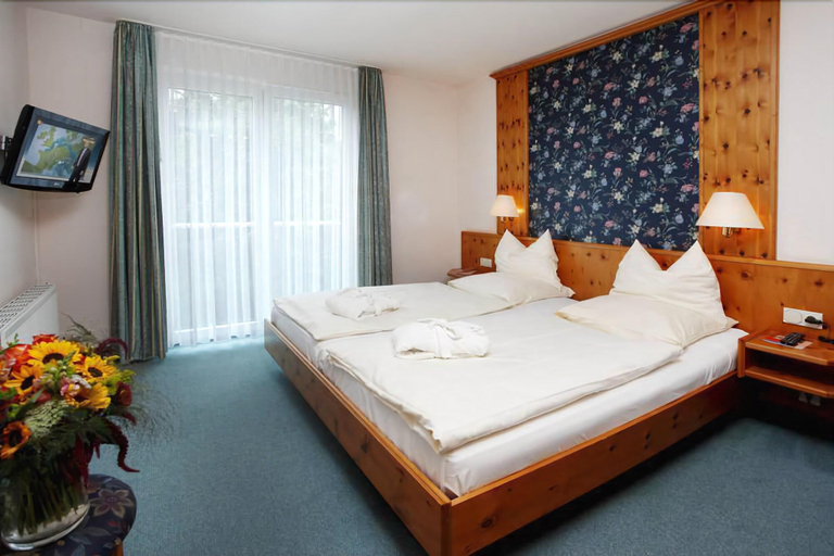 Bedroom 3, Ringhotel Posthotel Usseln, Waldeck-Frankenberg