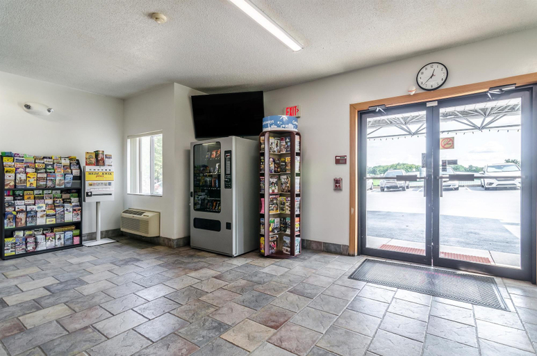 Public Area 3, Motel 6-Gordonville, PA, Lancaster