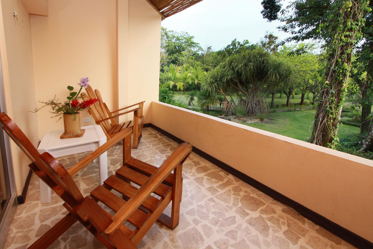 Bedroom 3, Karahe, Aguirre