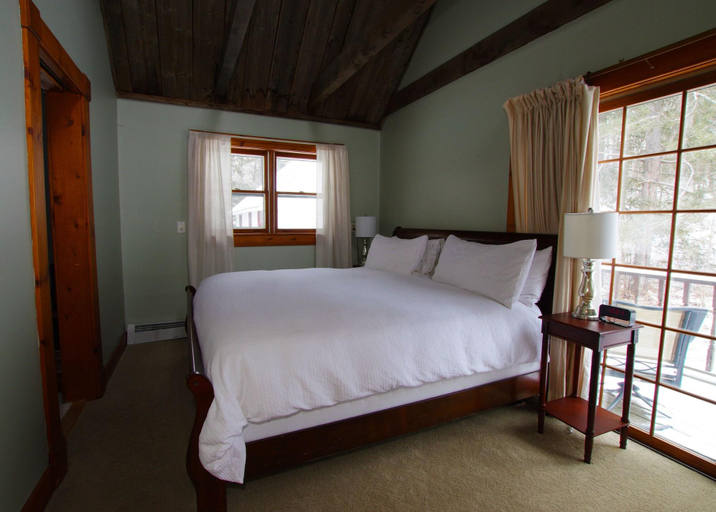 Bedroom 3, Wilmington Inn & Tavern, Windham