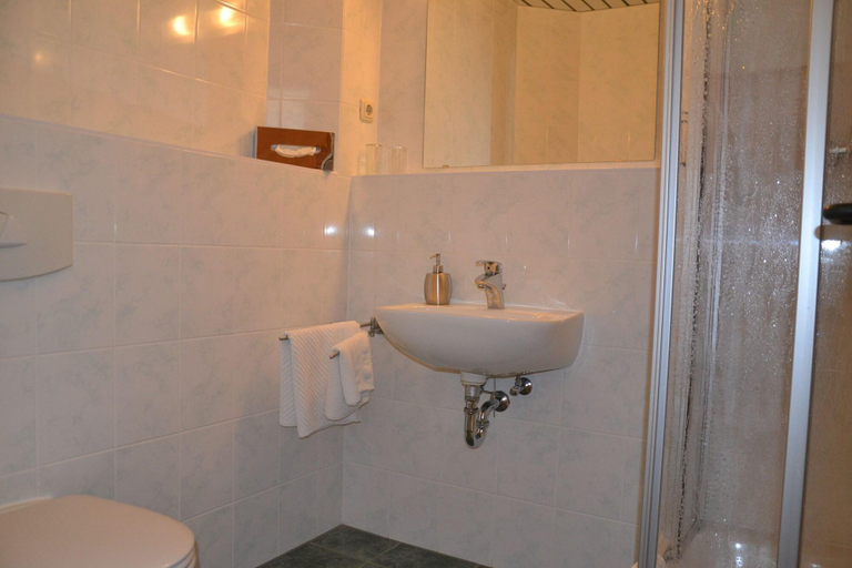 Bathroom 4, Bergfried, Saalfeld-Rudolstadt