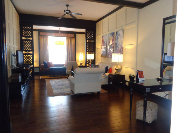 Public Area 3, Taj Tashi, Chang