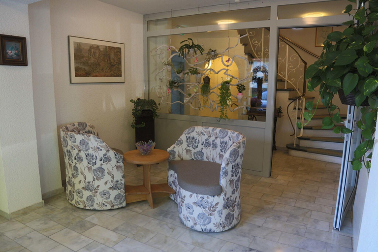 Public Area, Parkhotel Stadthagen, Schaumburg