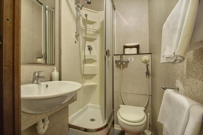 Bathroom 5, Soggiorno La Cupola - Bed and Breakfast, Florence