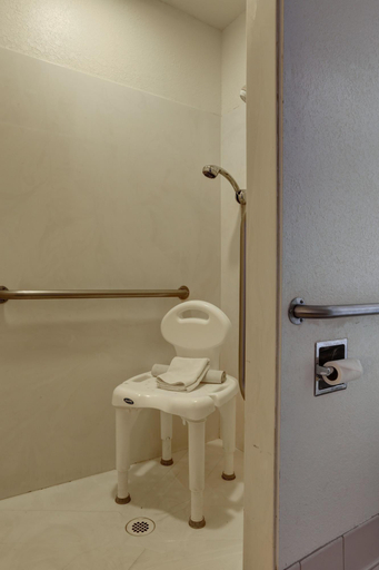 Bathroom 4, GreenTree Inn of Prescott Valley, Yavapai