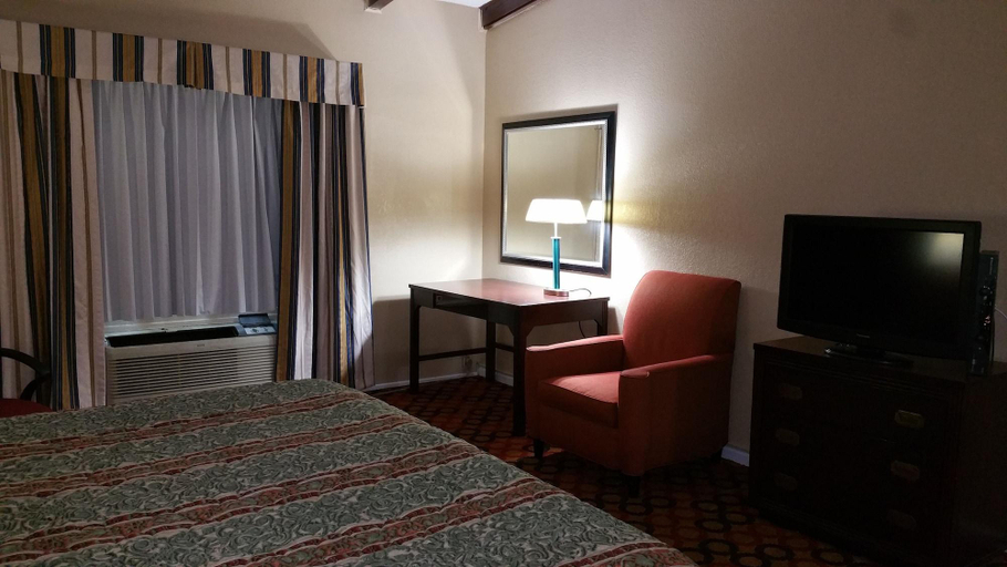 Public Area 3, Executive Inn and Suites Waxahachie, Ellis