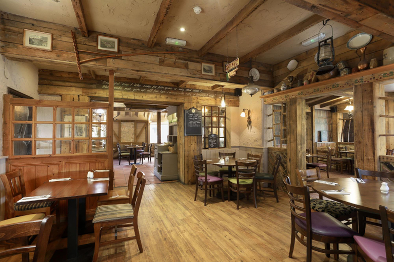 Food & Drinks 5, The Victoria Hotel, Kent