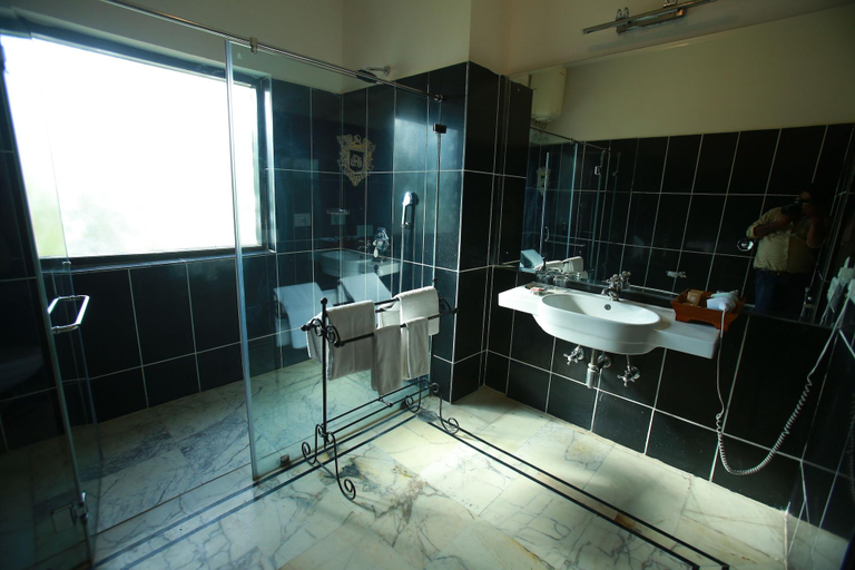 Bathroom 5, Ranbanka Palace, Jodhpur