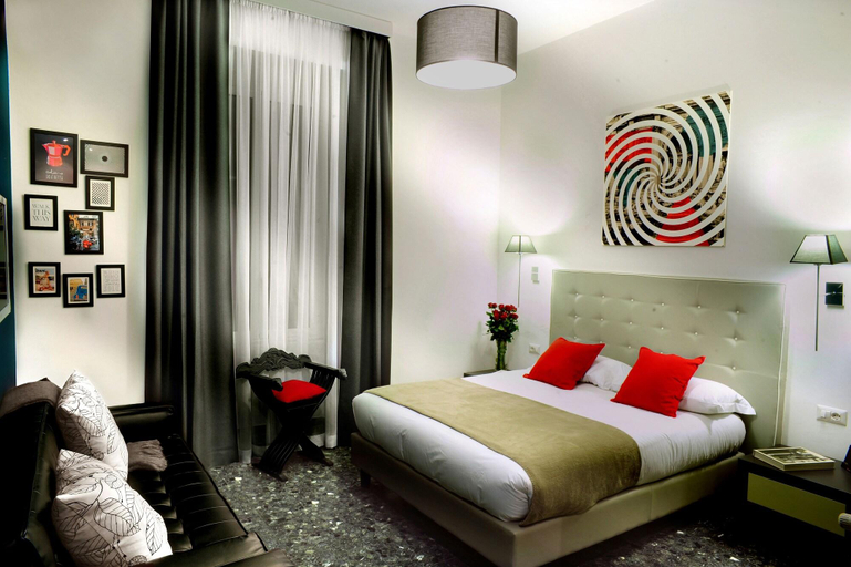 Bedroom 2, Ai Senatori, Roma