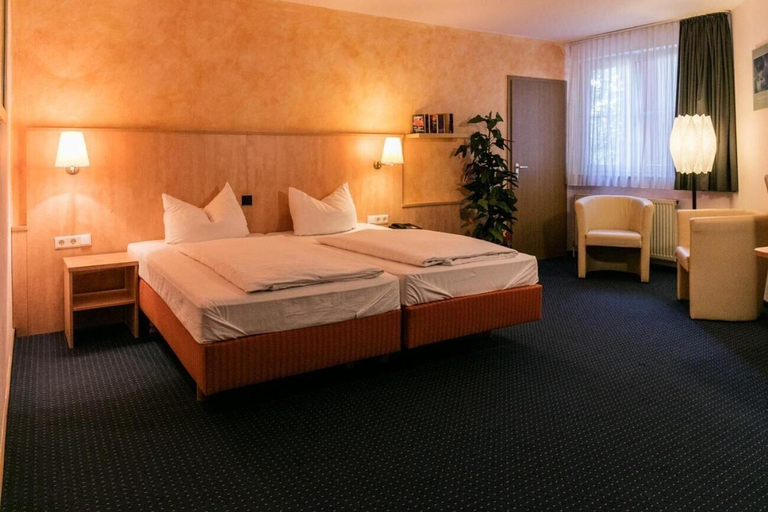 Bedroom 3, Konferenzhotel Ysenburger Hof, Main-Kinzig-Kreis