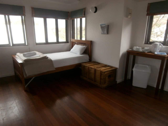 Bedroom 3, Fraser Island Wilderness Retreat, Hervey Bay - Pt B