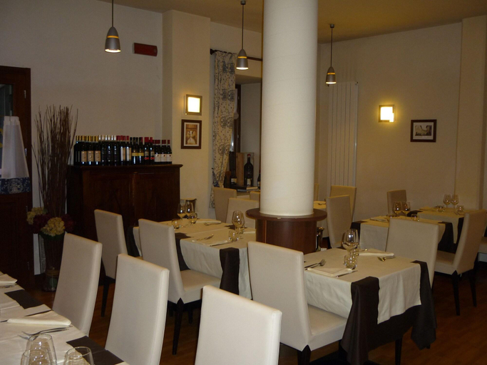 Food & Drinks 5, Hotel Oberjё Dla Vierё, Torino