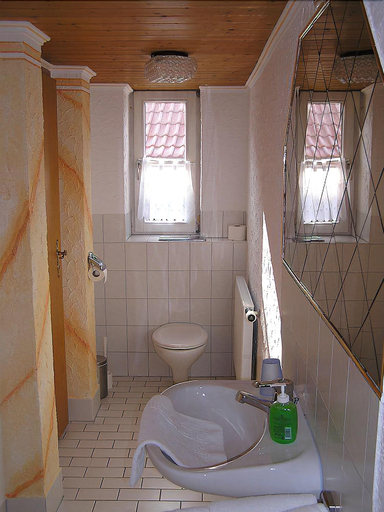Bathroom 5, Gasthof Adler, Augsburg