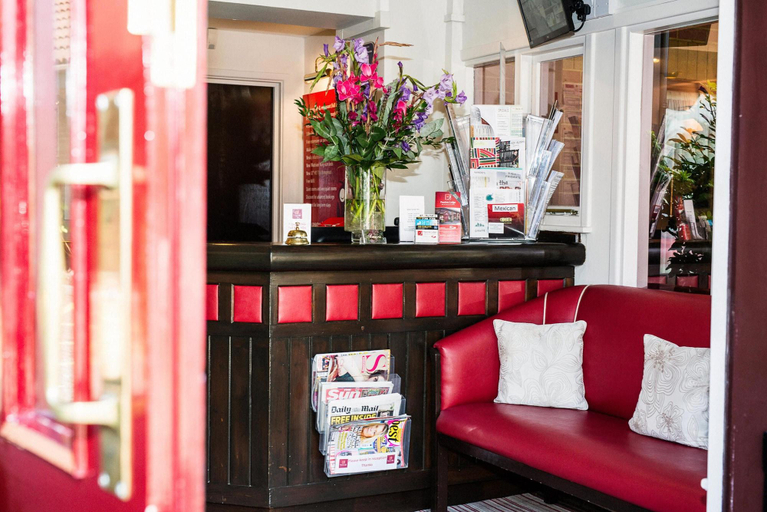 Public Area 3, Peartree Lodge Waterside, Milton Keynes
