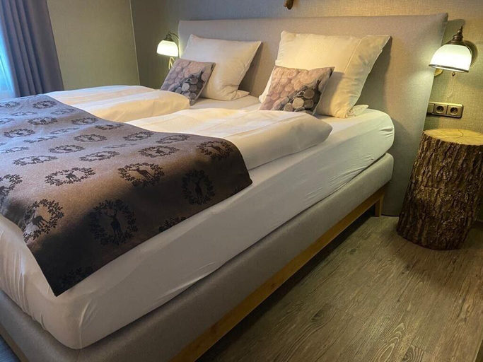 Bedroom 4, Hotel Sportalm Gipfelglück, Märkischer Kreis