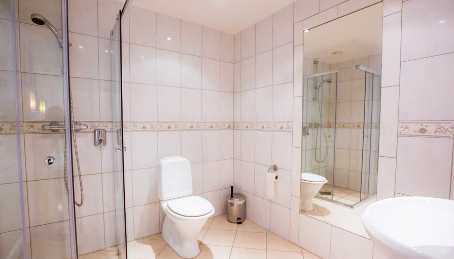 Bathroom 4, Central City Apartments, Oslo