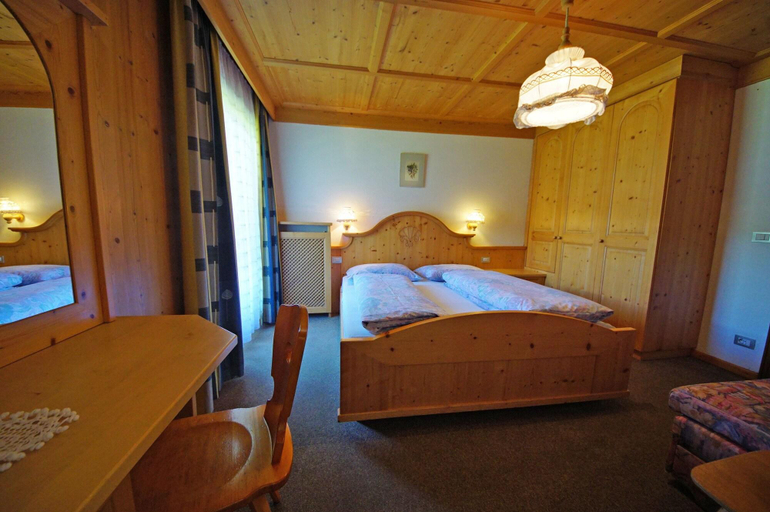 Bedroom, Pension Arnica, Bolzano