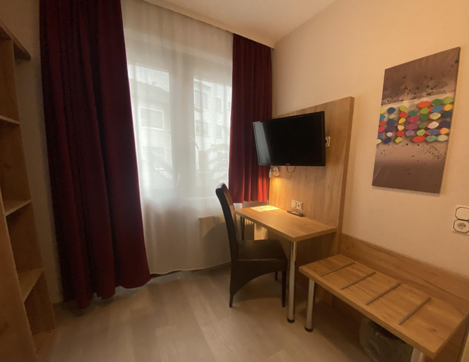 Bedroom 4, Hotel Gute Hoffnung, Pforzheim