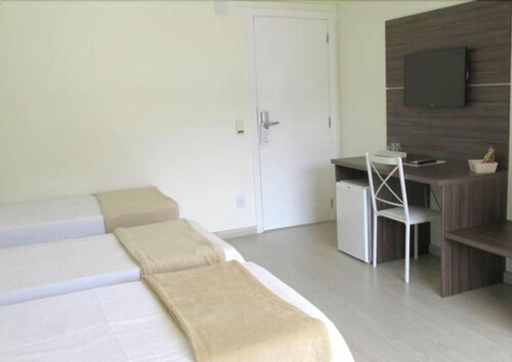Bedroom 3, Athos Hotel, Teresópolis