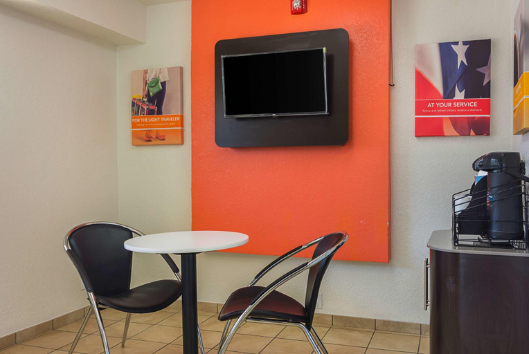 Public Area 3, Motel 6 Tucker, GA - Atlanta Northeast, DeKalb