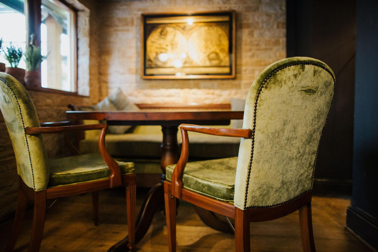 Public Area, The Globe, Warwick, Warwickshire - Brunning & Price, Warwickshire