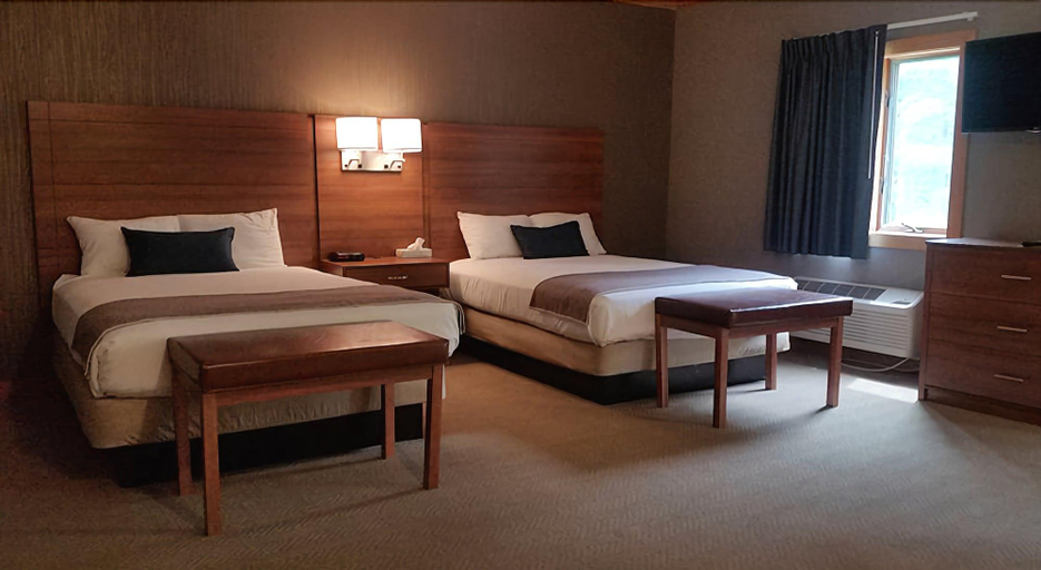 Bedroom 2, Treetops Resort, Otsego