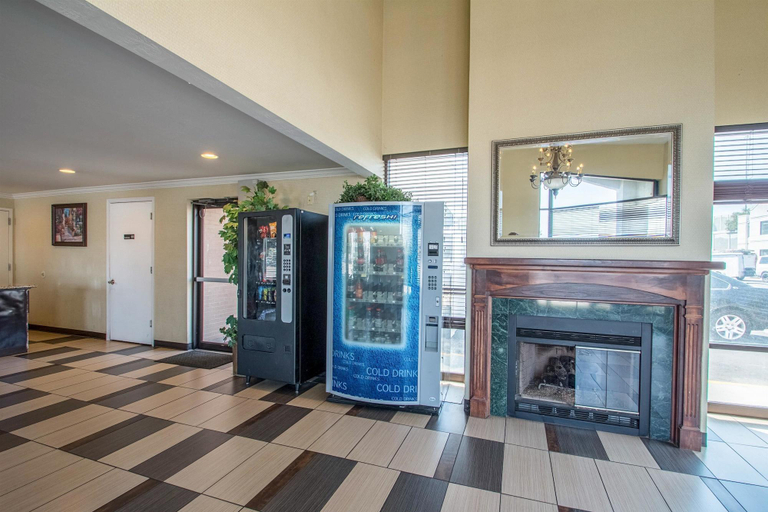 Public Area 2, Motel 6-Salt Lake City, UT - Central, Salt Lake