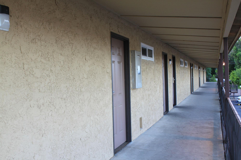 Public Area 3, Menifee Inn, Riverside