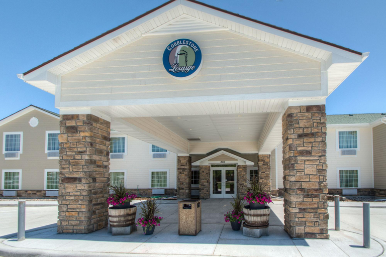 Exterior & Views 3, Cobblestone Inn & Suites - Holyoke, Phillips