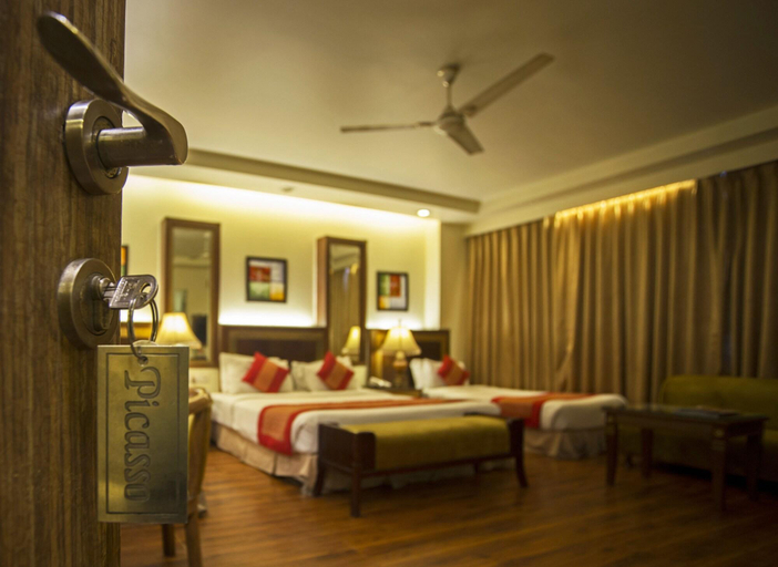 Public Area 3, Hotel Picasso, Delhi