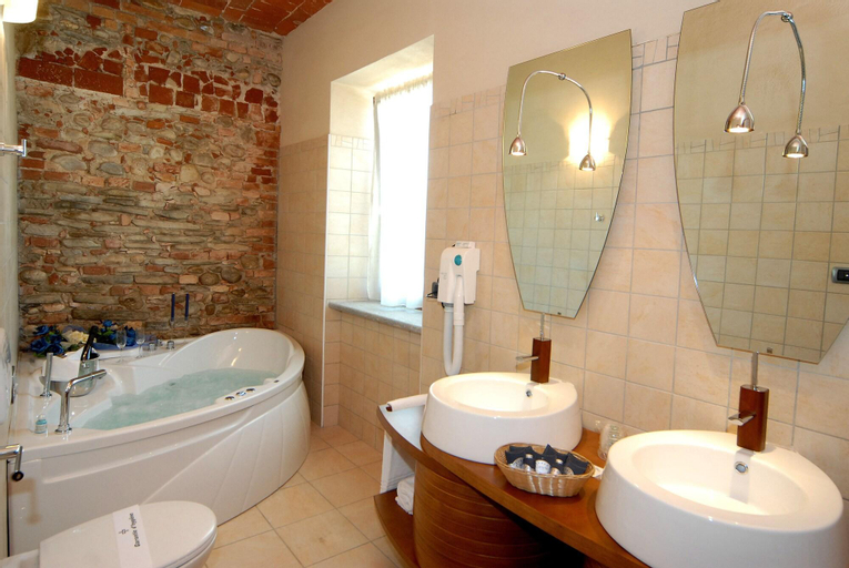 Bedroom 3, Le Botti, Cuneo