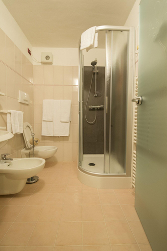 Bathroom 4, Hotel Orchidea, Trento
