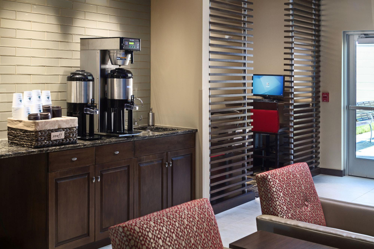 Others 5, Aerostay Hotel, Minnehaha