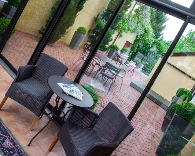 Public Area 2, Hotel Restaurant Baud, Haute-Savoie