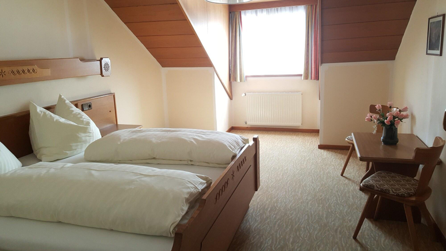 Bedroom 4, Gasthof Pontiller, Spittal an der Drau