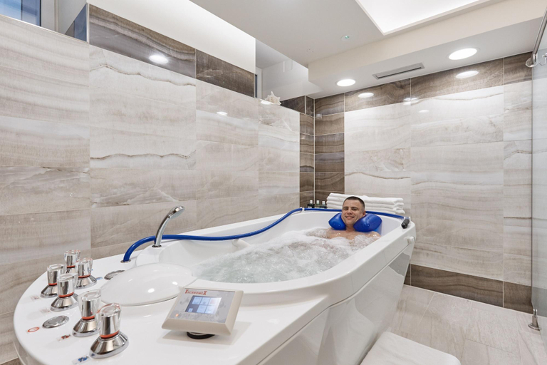 Bathroom 4, Hotel Sirius, Karlovy Vary