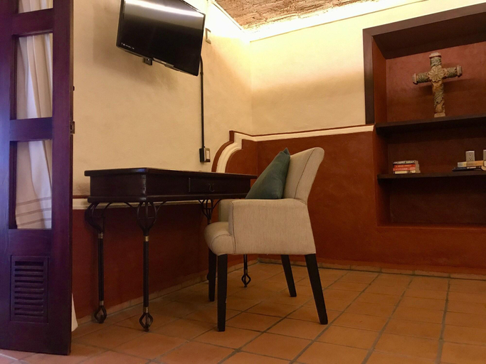 Public Area 3, Hotel casa del sotano, Del Centro
