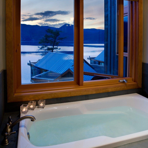 Bathroom 5, Outback Lakeside Vacation Homes, North Okanagan