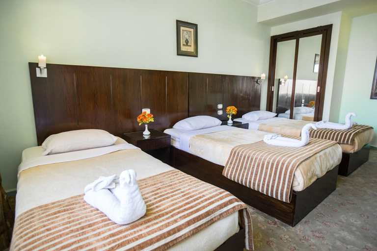 Bedroom 3, Swiss Inn Mohandeseen, Al-'Ajuzah