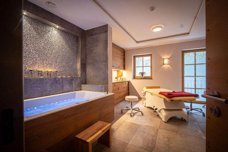 Bathroom 4, Amselgrundschlößchen, Sächsische Schweiz-Osterzgebirge