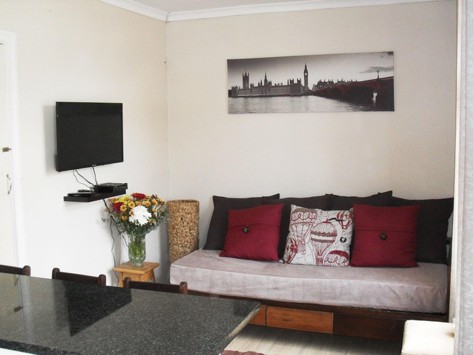 Public Area, 7 on Oakleigh, Umgungundlovu