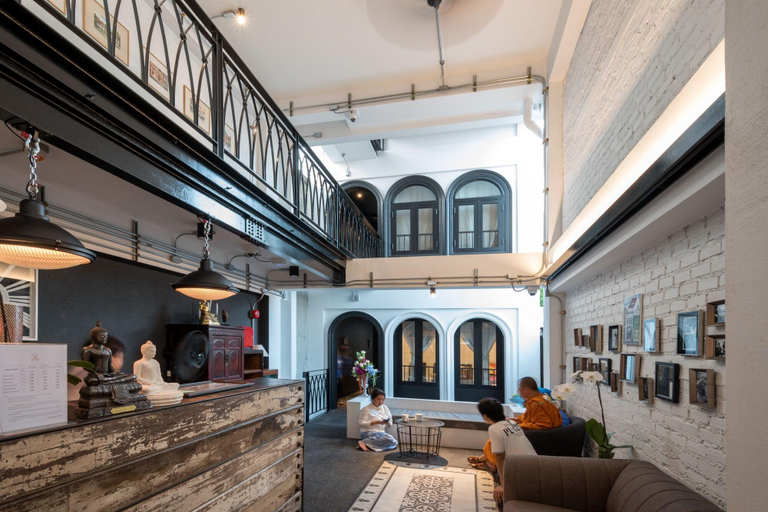 Public Area 3, Xinlor House, Phuket Island
